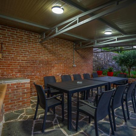 Xhuli Guesthouse شكودر المظهر الخارجي الصورة