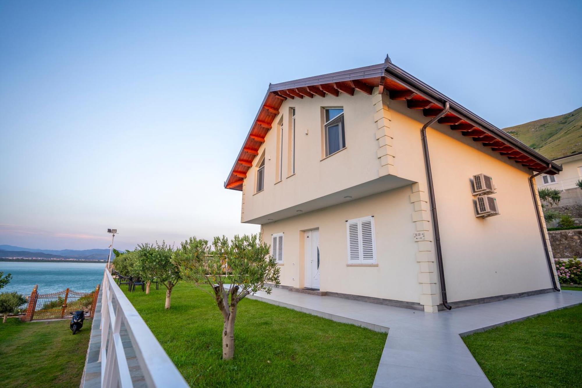 Xhuli Guesthouse شكودر المظهر الخارجي الصورة